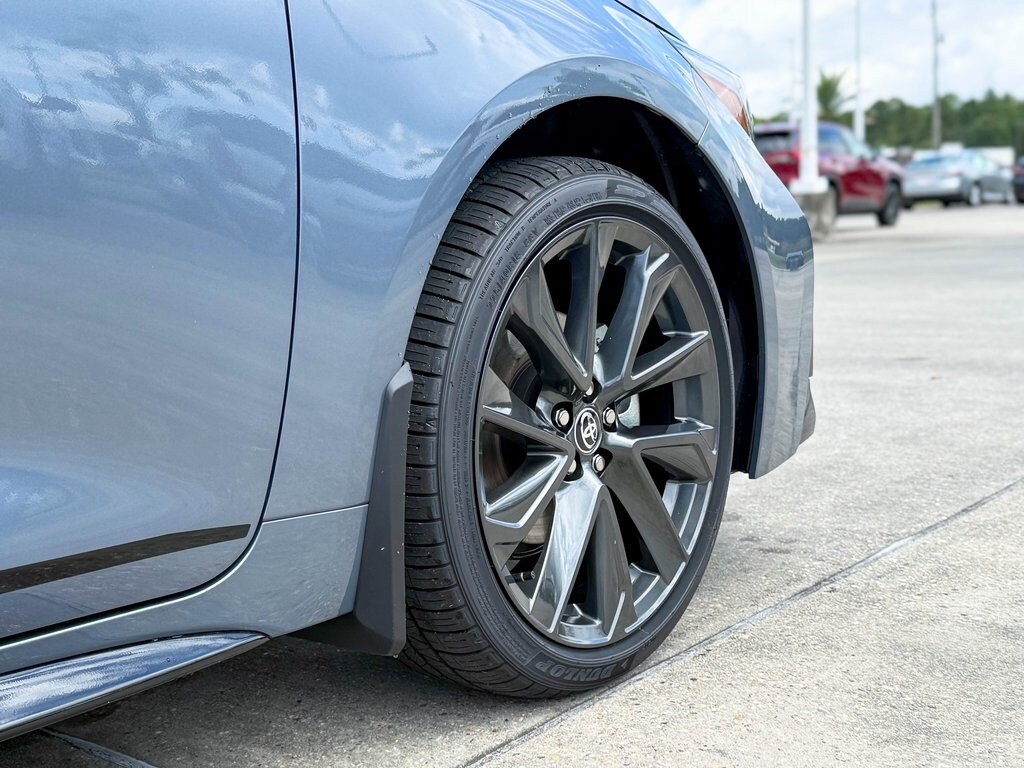 2025 Toyota Corolla SE photo 4