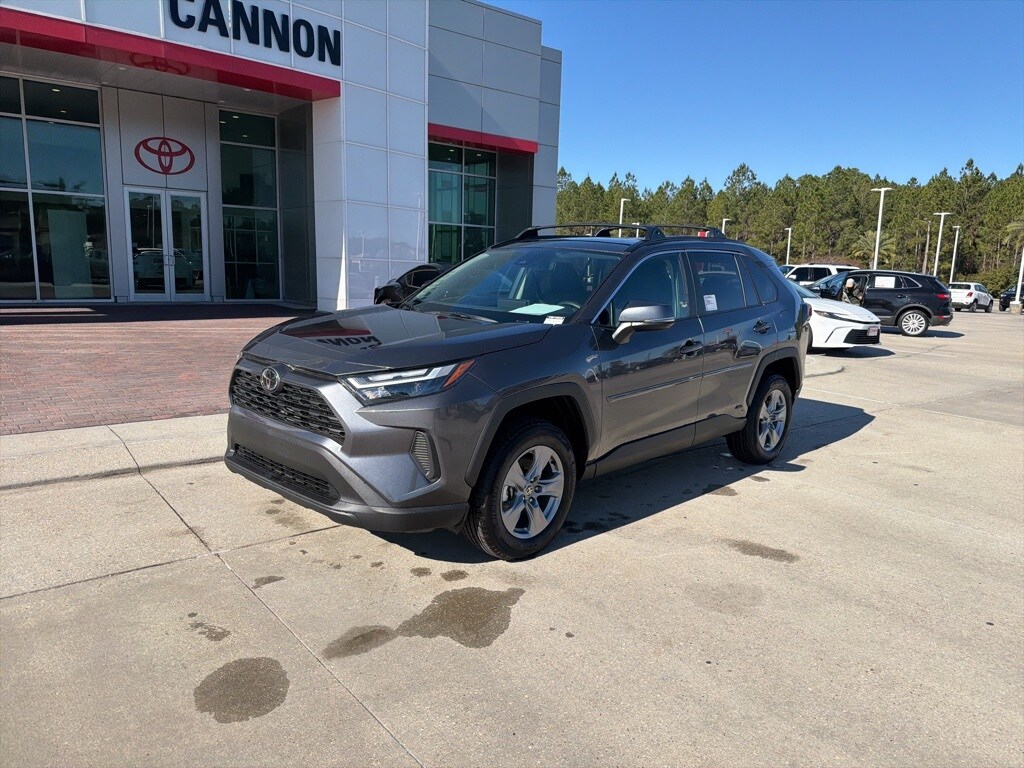 Used 2025 Toyota RAV4 Hybrid XLE SUV