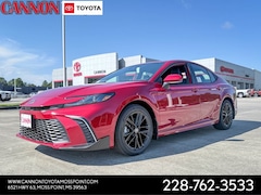 2025 Toyota Camry SE Sedan