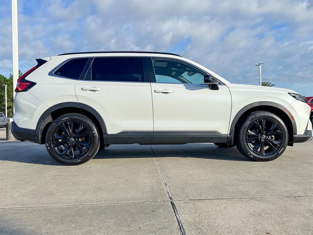 2023 Honda CR-V Hybrid Sport Touring photo 4