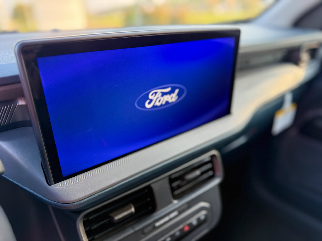 2026 Ford Maverick XLT - Photo 24