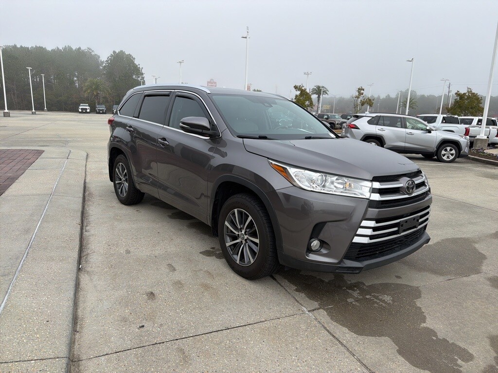 Used 2018 Toyota Highlander XLE SUV