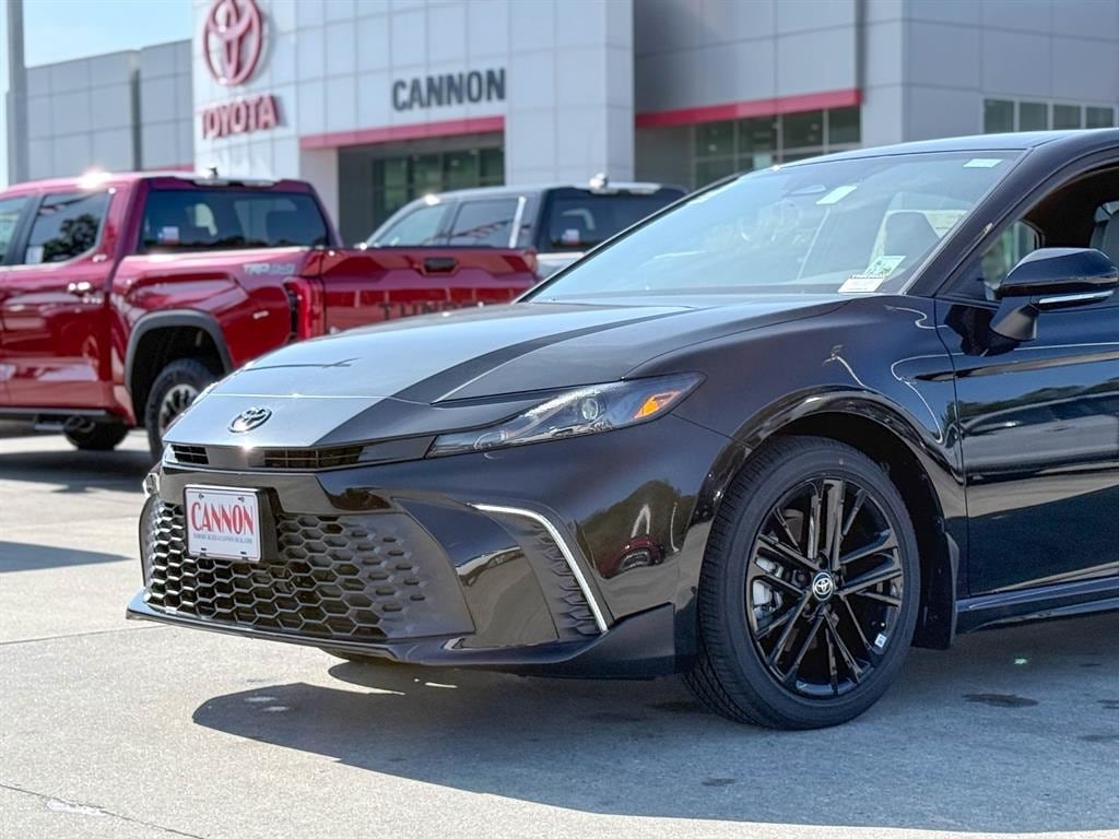 New 2026 Toyota Camry SE Sedan