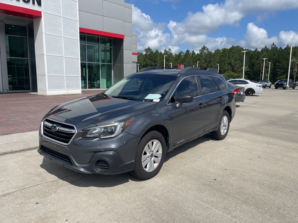 Used 2018 Subaru Outback Base with VIN 4S4BSAAC3J3389858 for sale in Grenada, MS