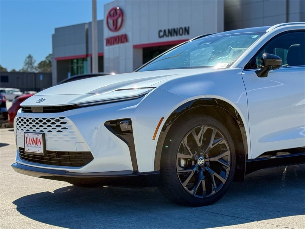 New 2025 Toyota Crown Signia Limited SUV