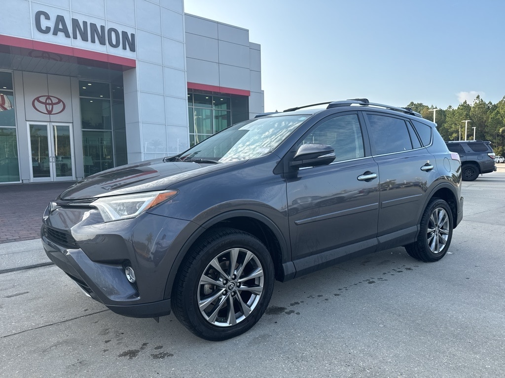 2018 Toyota RAV4 Limited's photo