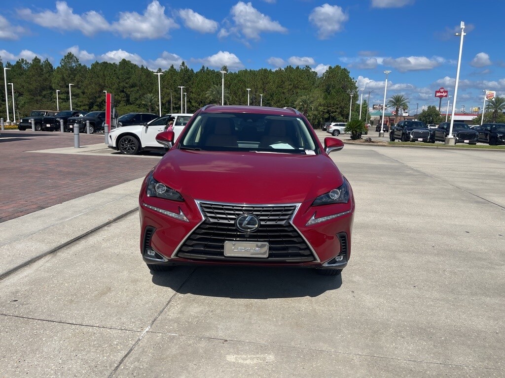 2020 Lexus NX 300 photo 3