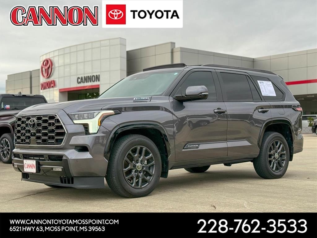 2024 Toyota Sequoia Platinum's photo