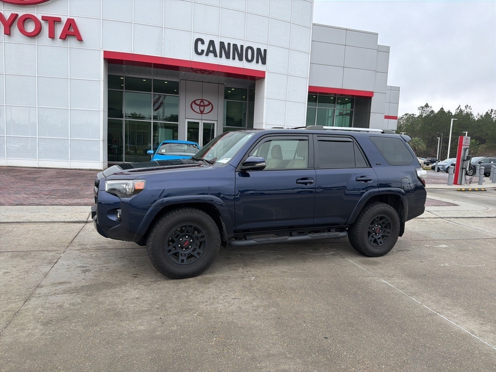 2023 Toyota 4Runner SR5 Premium's photo