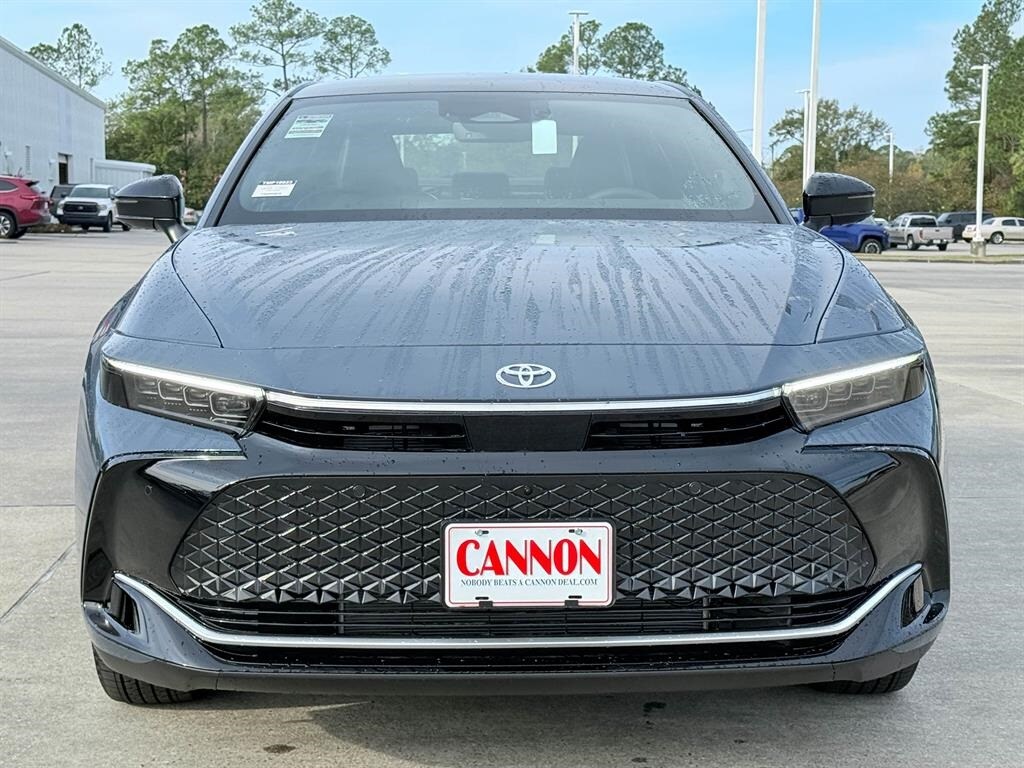 2026 Toyota Crown Platinum photo 3