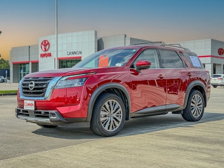 2024 Nissan Pathfinder SL SUV