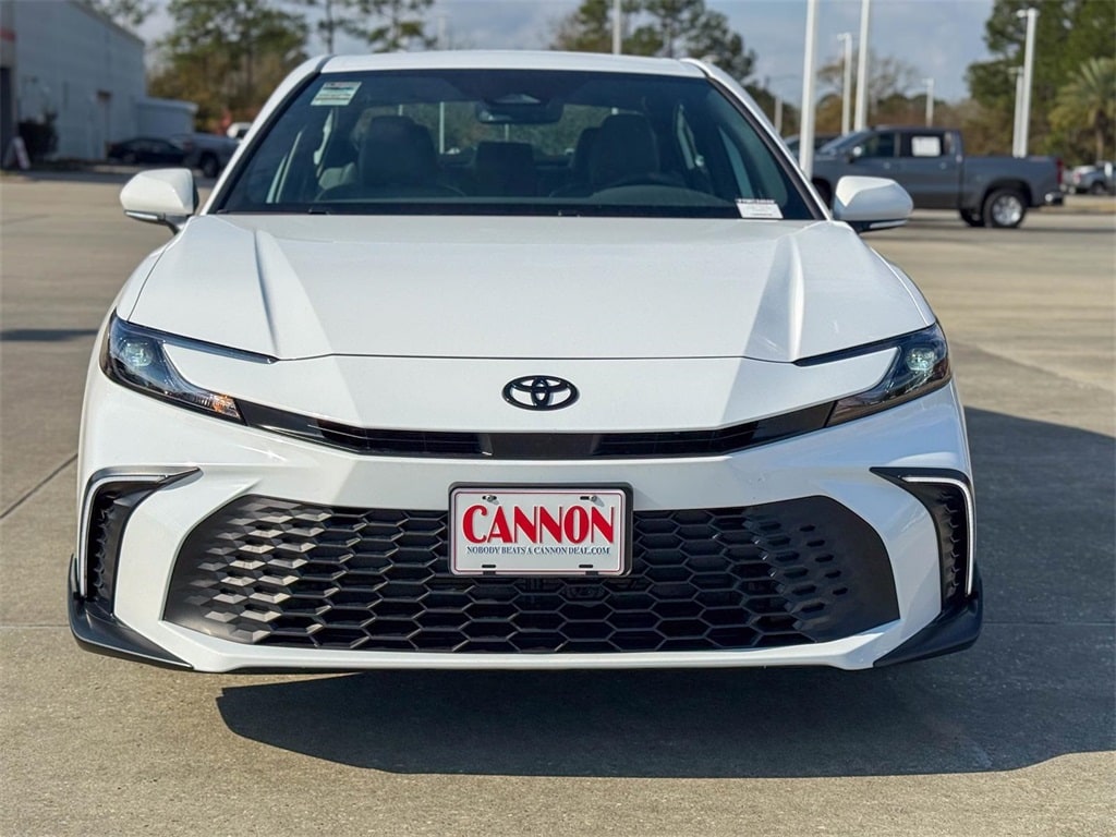 New 2026 Toyota Camry SE Sedan