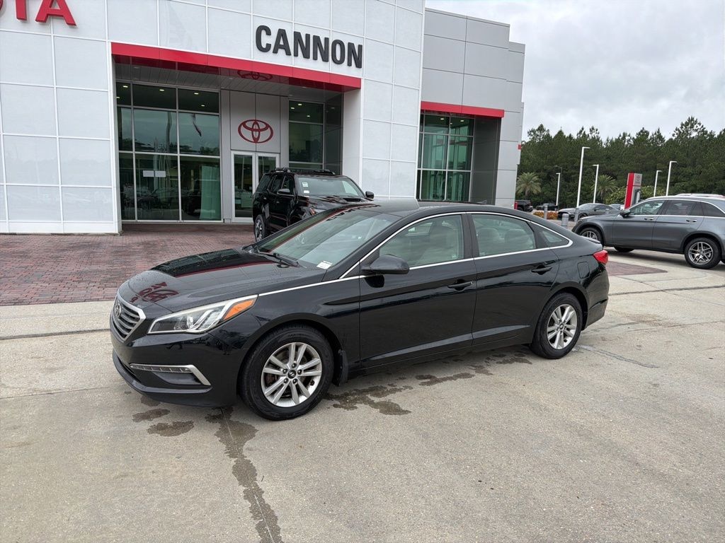 Used 2015 Hyundai Sonata SE Sedan