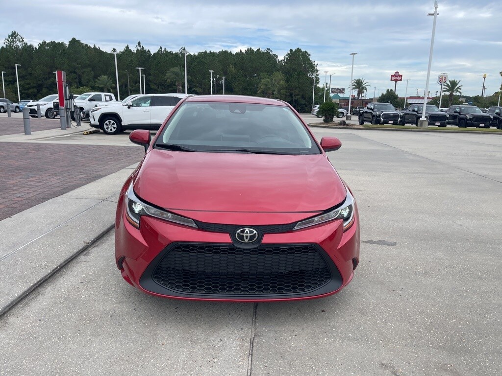 2021 Toyota Corolla LE photo 3