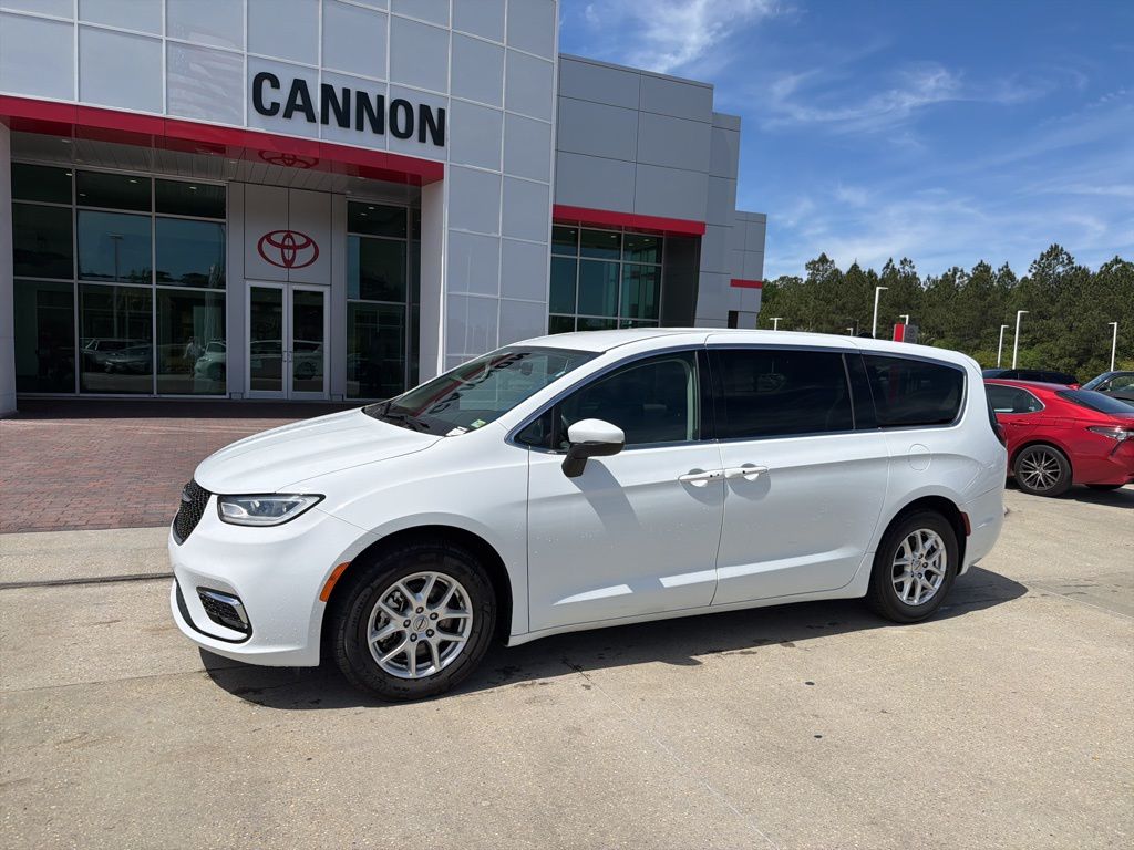 2023 Chrysler Pacifica