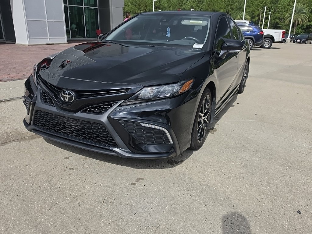 Used 2024 Toyota Camry SE Sedan