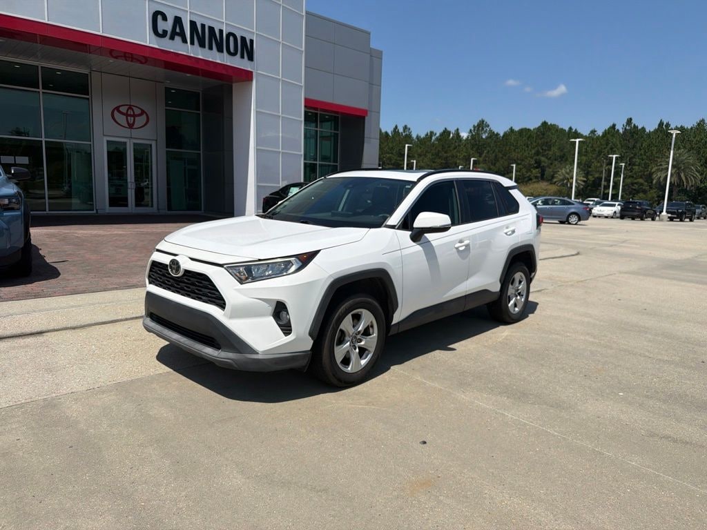 Used 2020 Toyota RAV4 XLE SUV