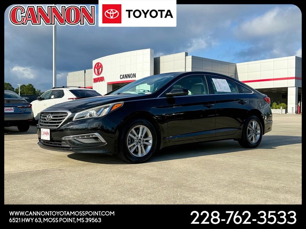 Used 2015 Hyundai Sonata SE Sedan