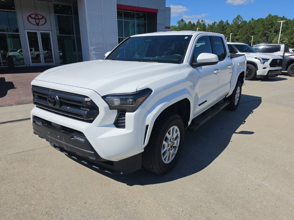 Used 2025 Toyota Tacoma SR5 Truck