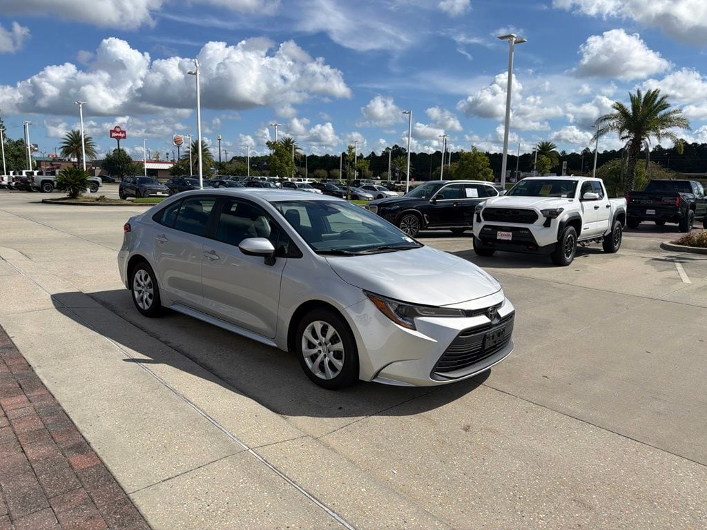 Used 2024 Toyota Corolla LE Sedan