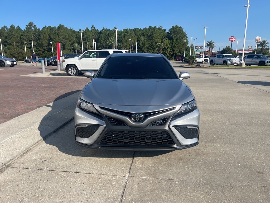 2024 Toyota Camry SE photo 2