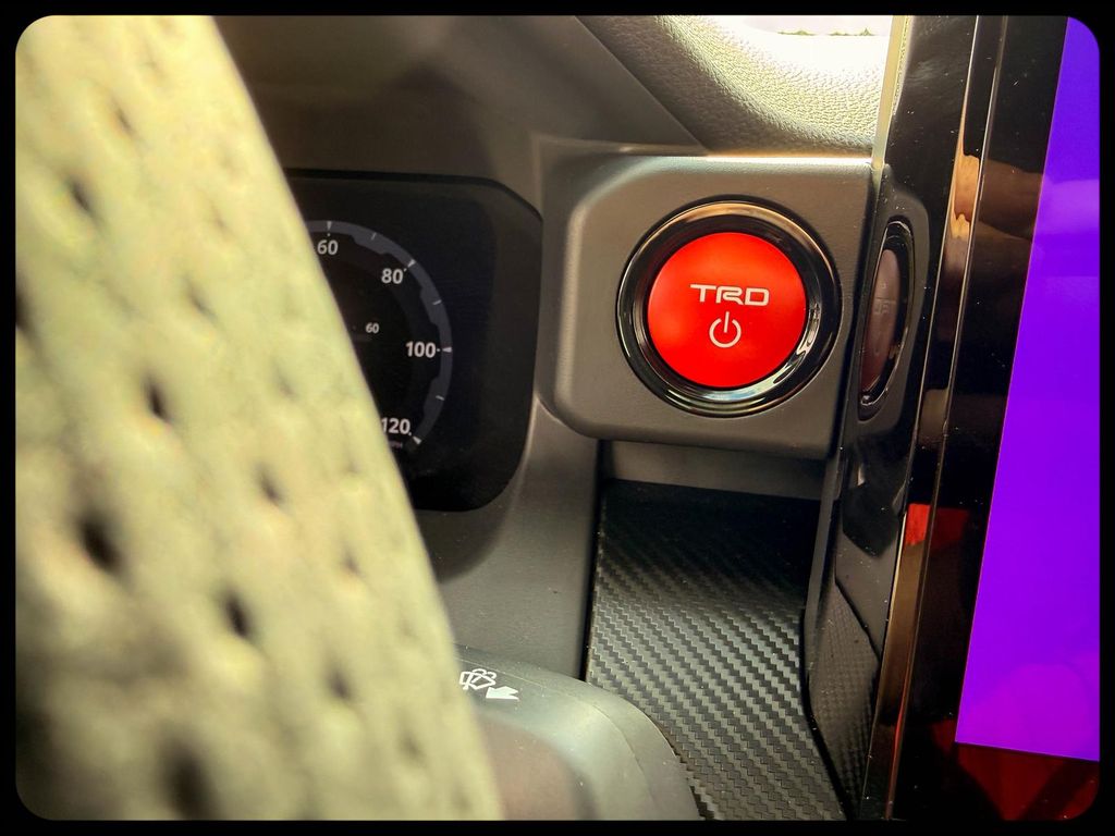 2026 Toyota Tacoma TRD Pro - Photo 38