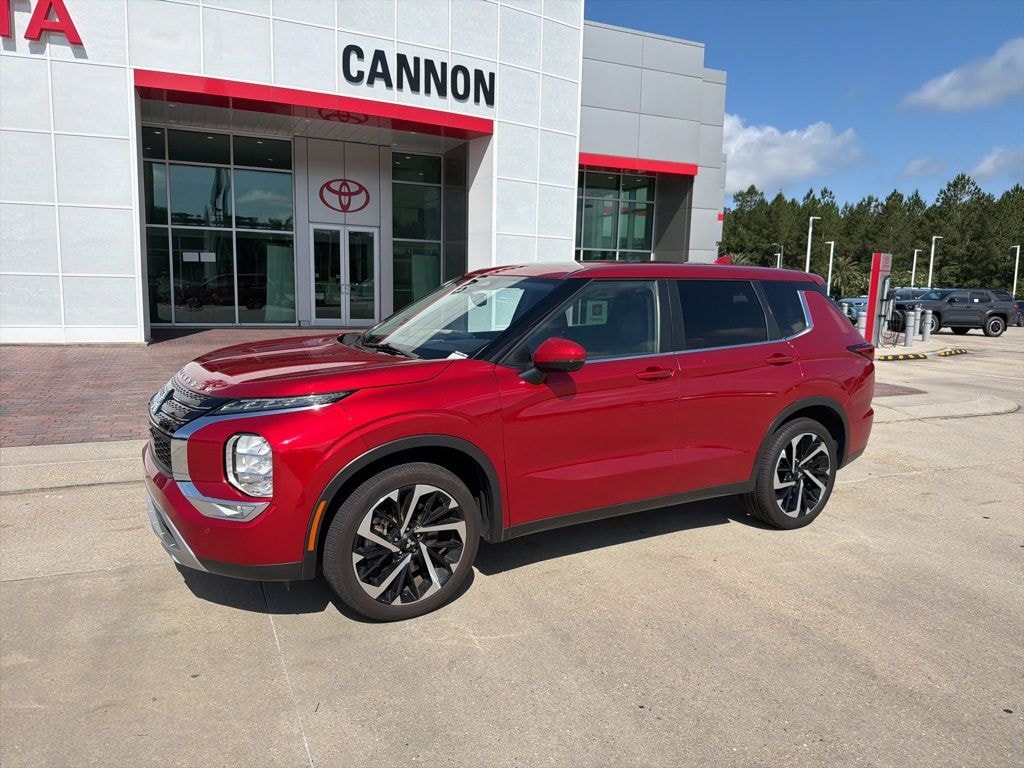Used 2024 Mitsubishi Outlander SE SUV