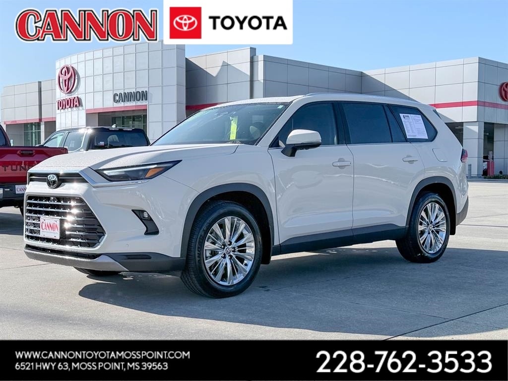 2024 Toyota Grand Highlander Platinum's photo