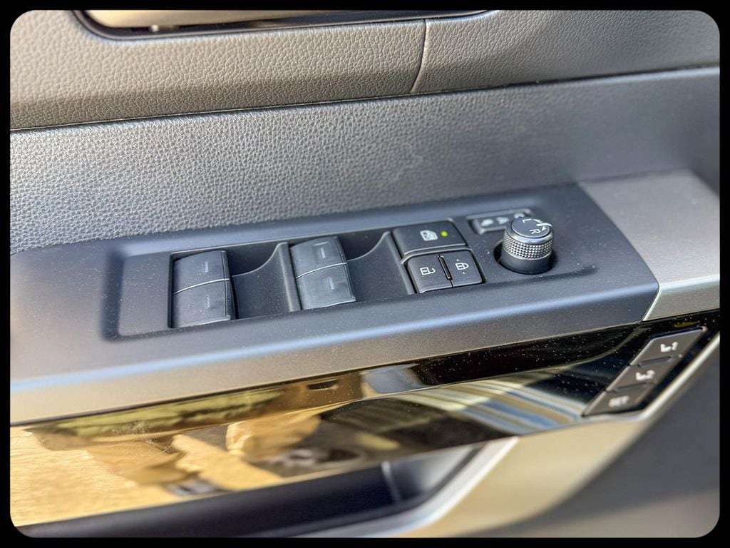 2026 Toyota Tundra Limited - Photo 20