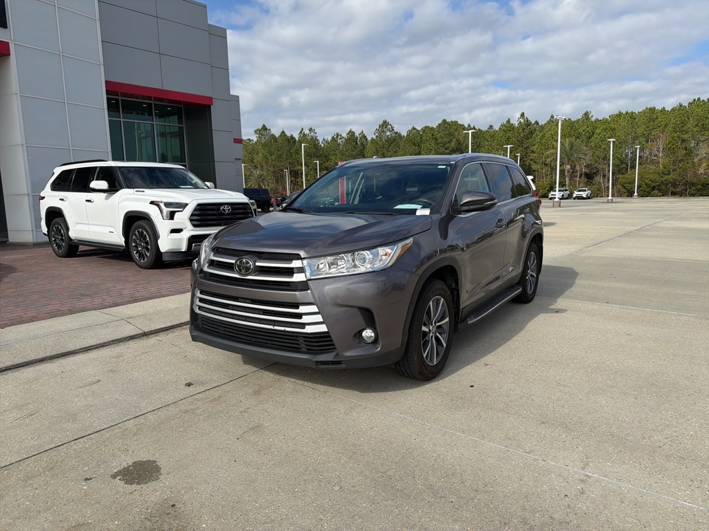 Used 2019 Toyota Highlander XLE SUV