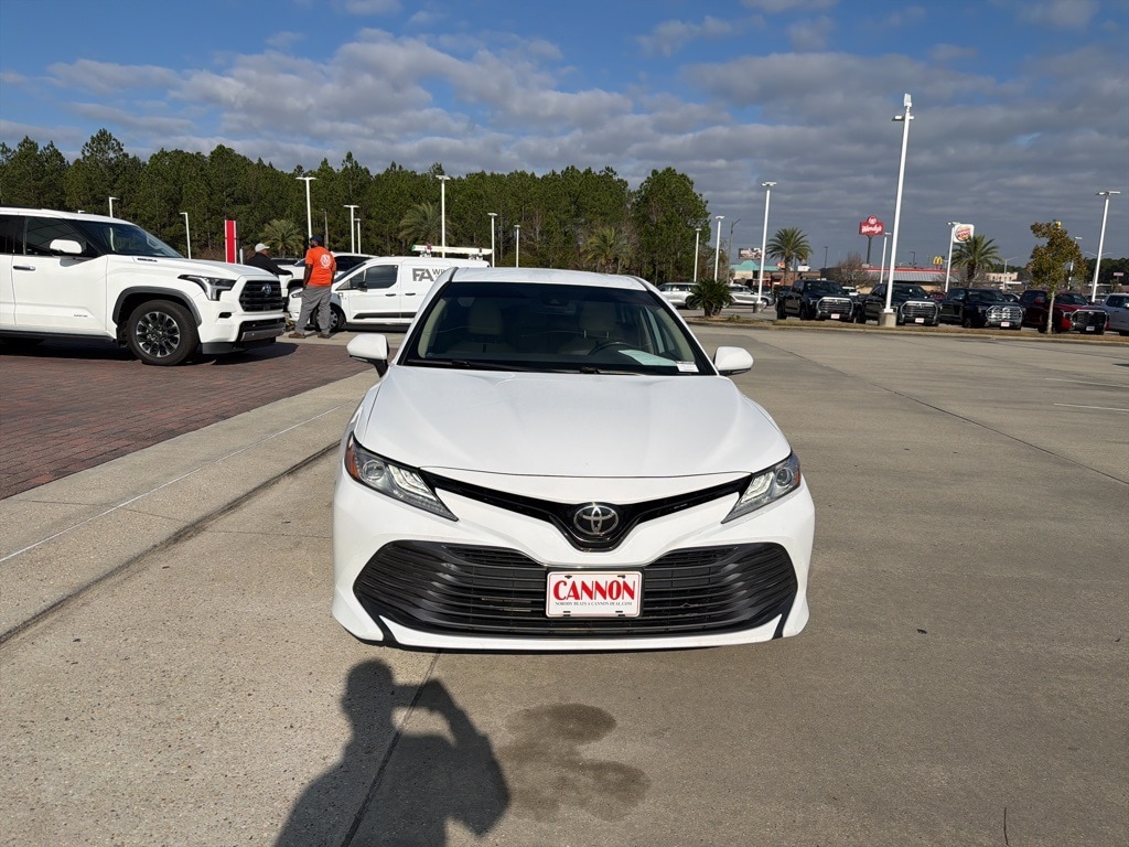 Used 2019 Toyota Camry XLE Sedan