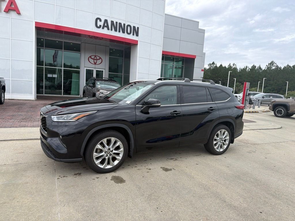 Used 2021 Toyota Highlander Limited SUV