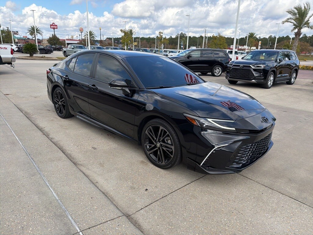 2025 Toyota Camry XSE photo 4