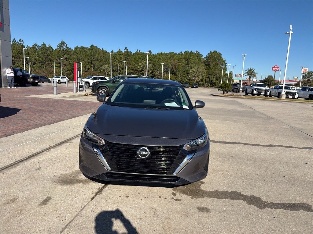 2024 Nissan Sentra SV photo 3