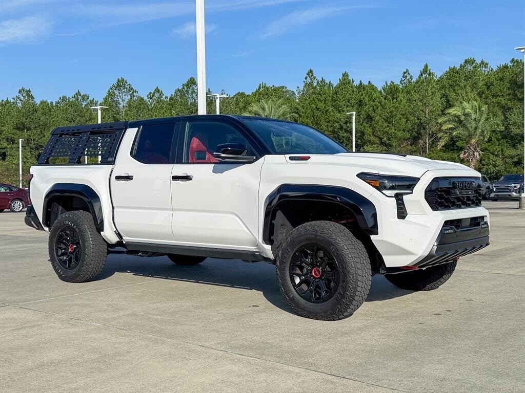2025 Toyota Tacoma photo 3