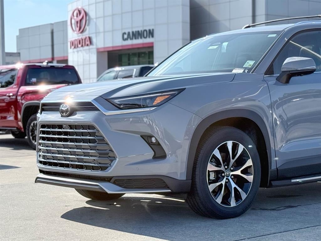 New 2026 Toyota Grand Highlander Hybrid MAX Limited SUV