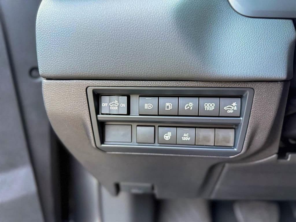 2026 Toyota Tundra Limited - Photo 30