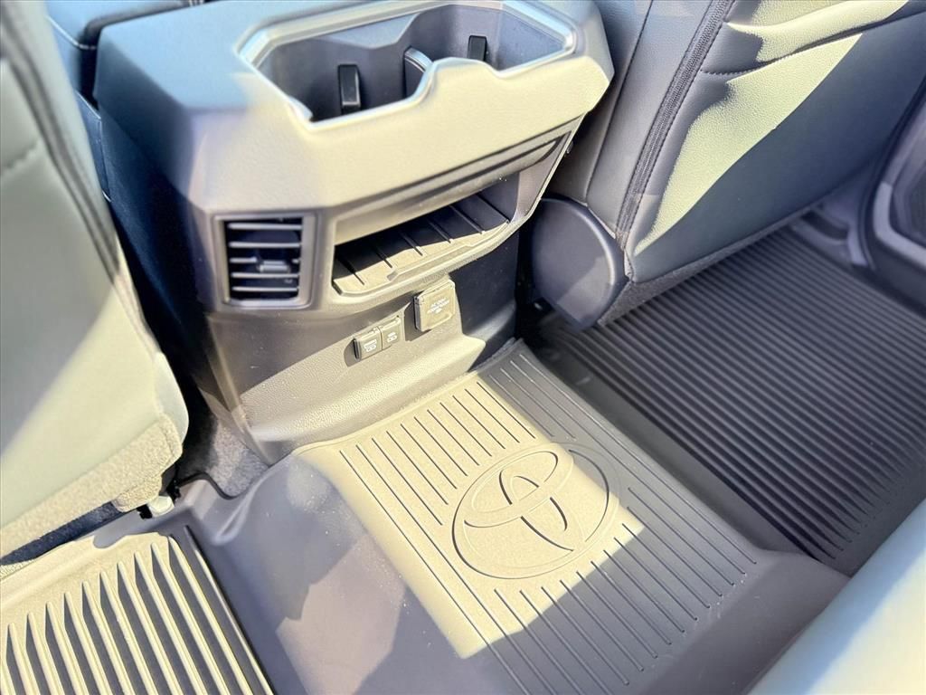 2026 Toyota Tundra Limited - Photo 20
