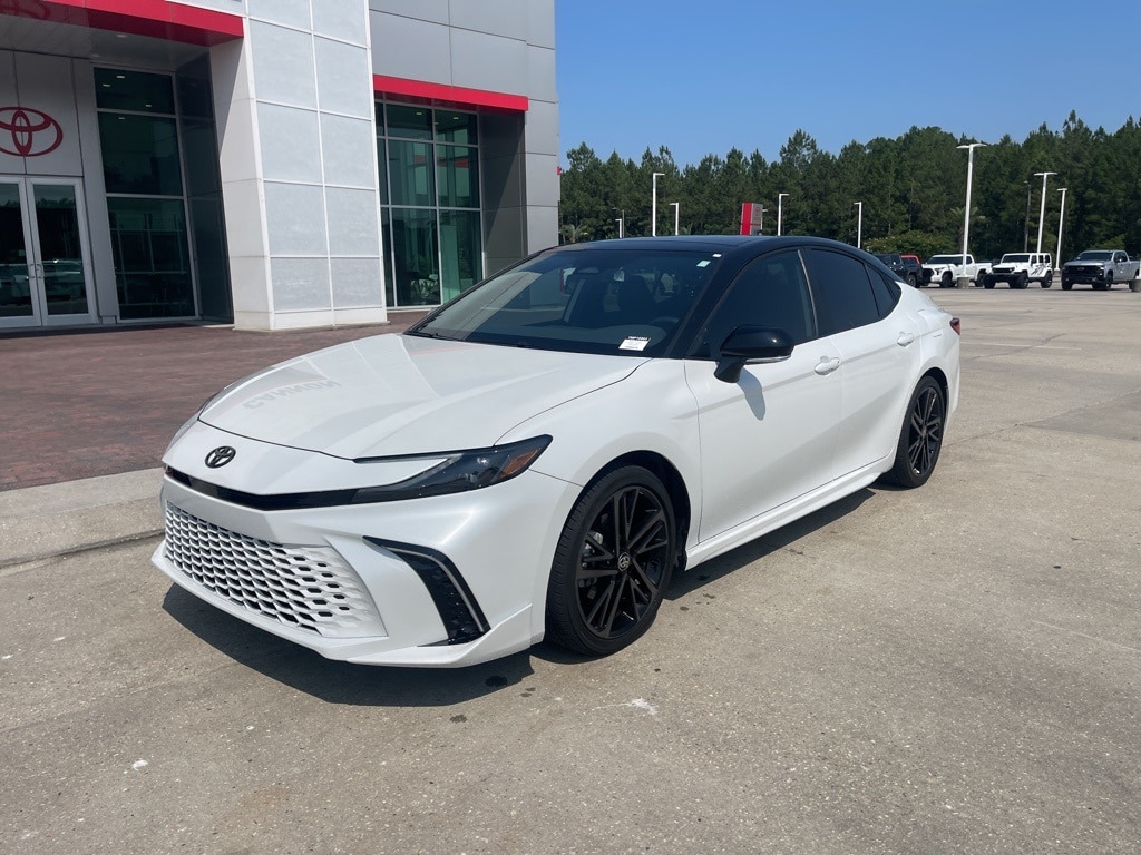 Used 2025 Toyota Camry XSE with VIN 4T1DAACKXSU014433 for sale in Grenada, MS