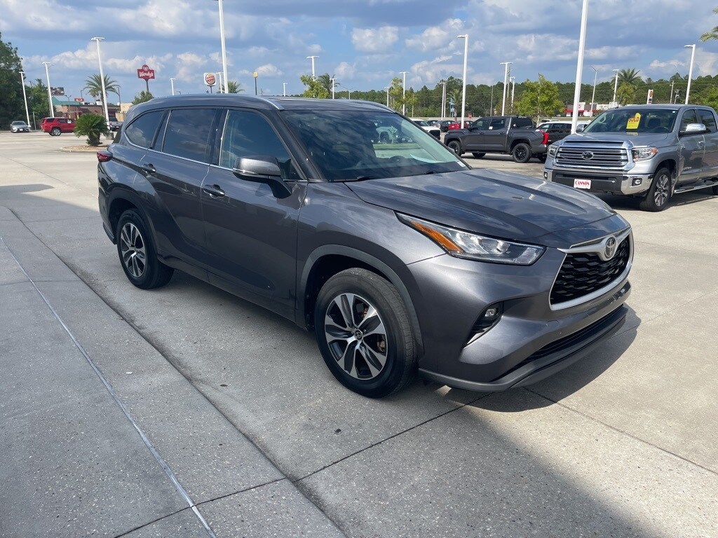 2020 Toyota Highlander XLE photo 4