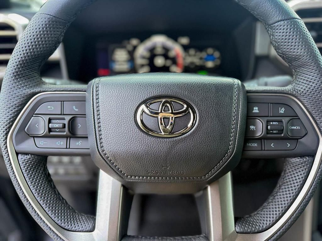 2026 Toyota Tundra Limited - Photo 28