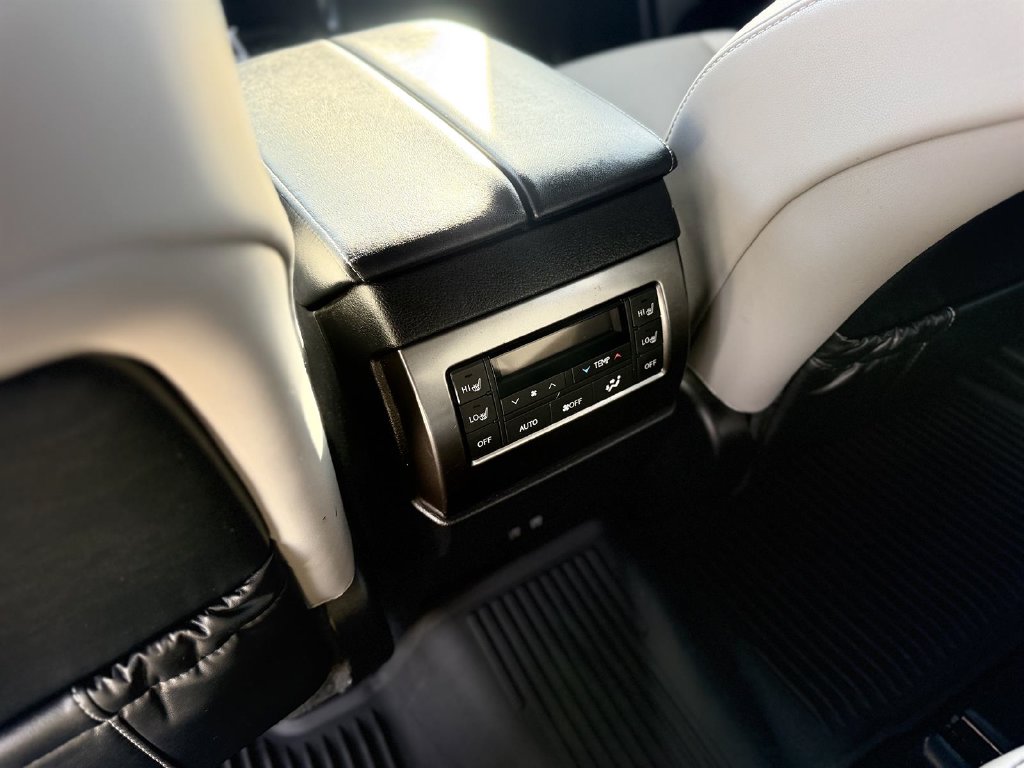 2023 Lexus GX Base - Photo 14