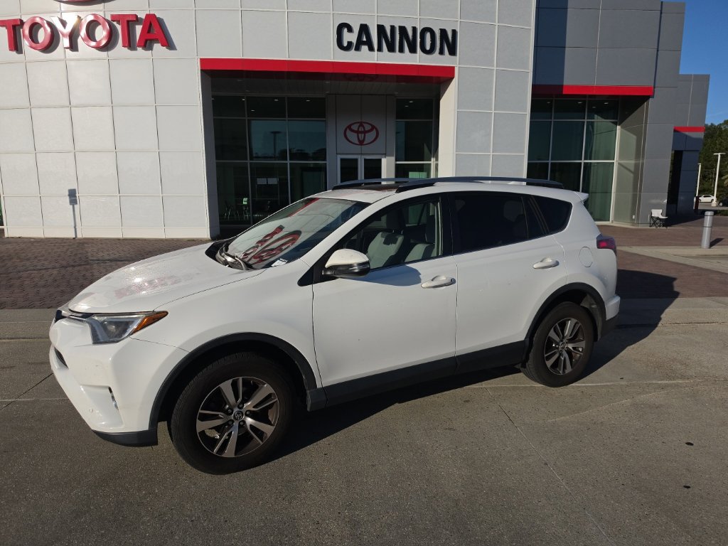Used 2017 Toyota RAV4 XLE SUV