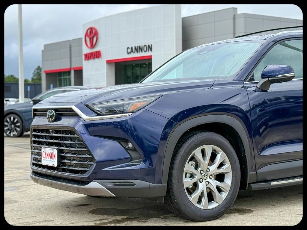 New 2026 Toyota Grand Highlander Hybrid Limited SUV