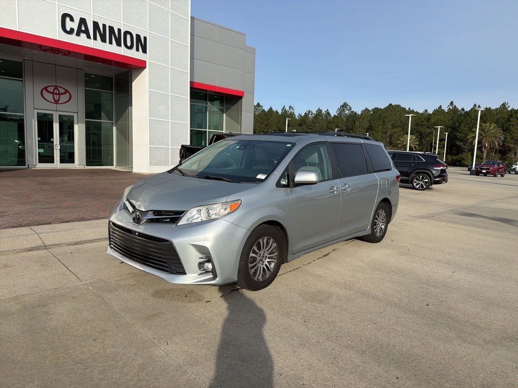 Certified 2020 Toyota Sienna XLE 8 Passenger Van