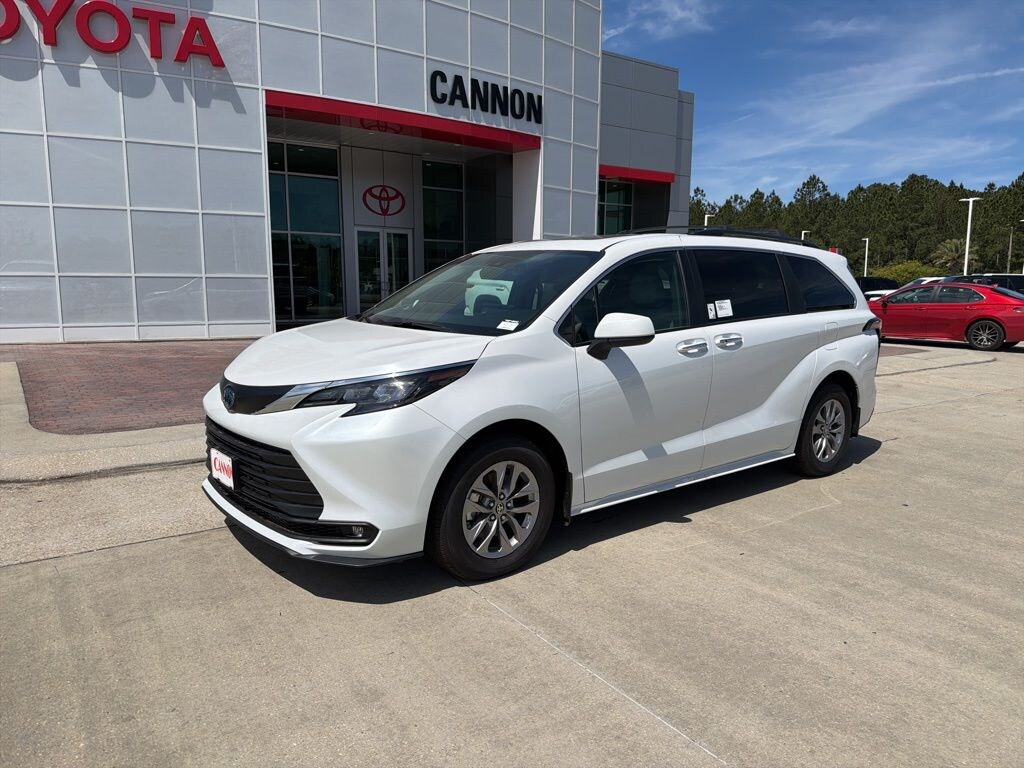 Used 2025 Toyota Sienna