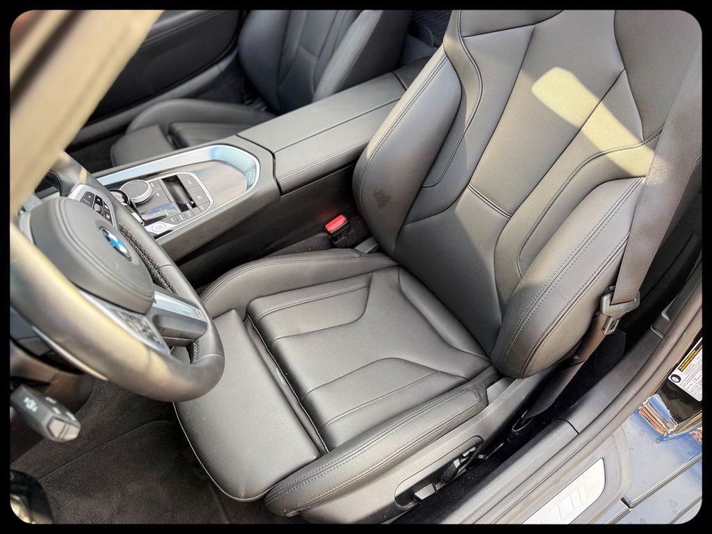 2026 BMW Z4 30i - Photo 10