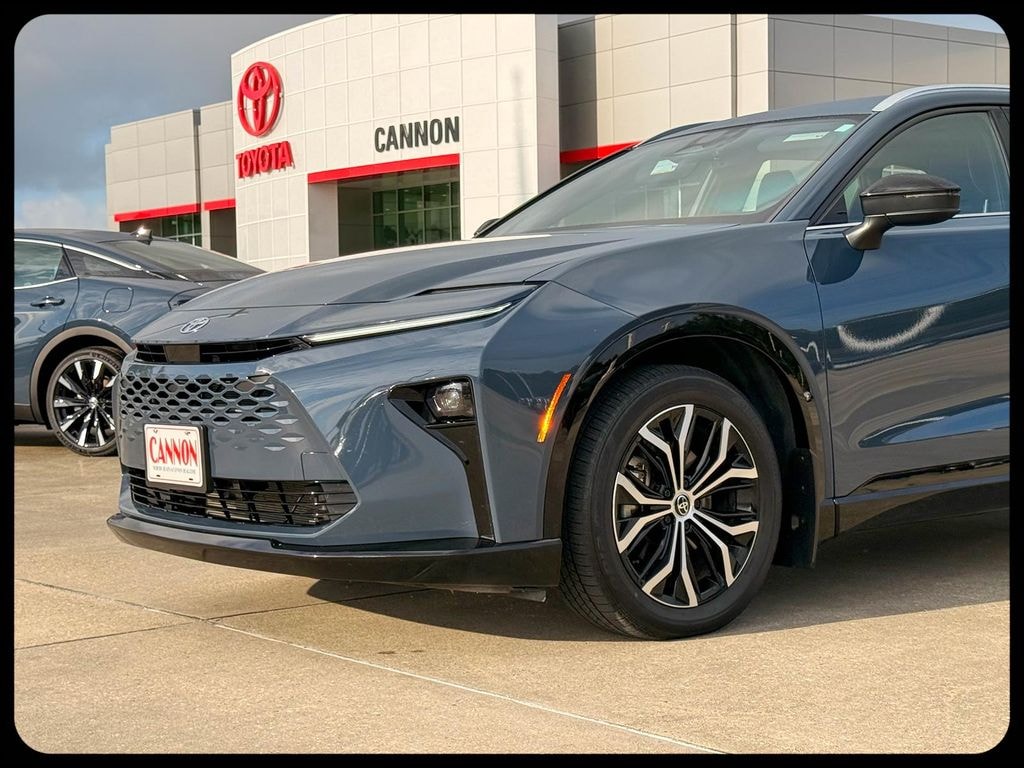 Certified 2025 Toyota Crown Signia XLE SUV