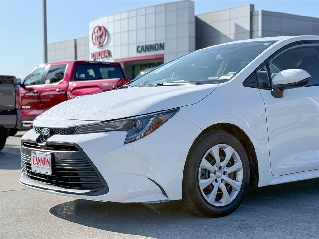 Certified 2024 Toyota Corolla LE with VIN 5YFB4MDE0RP106946 for sale in Moss Point, MS