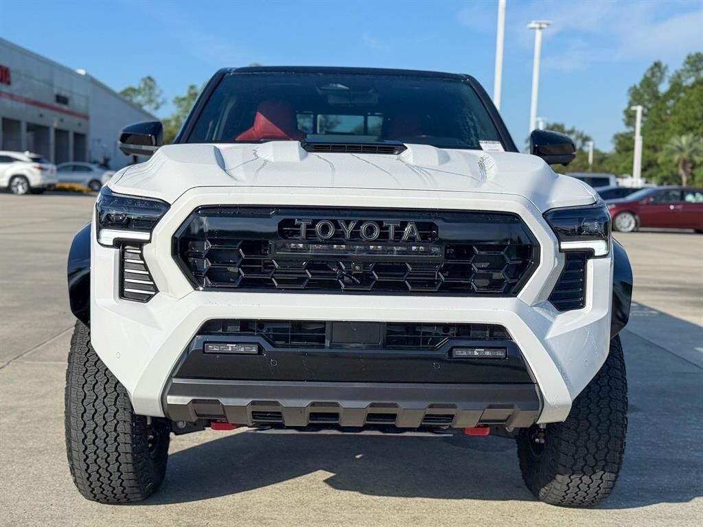2025 Toyota Tacoma photo 2